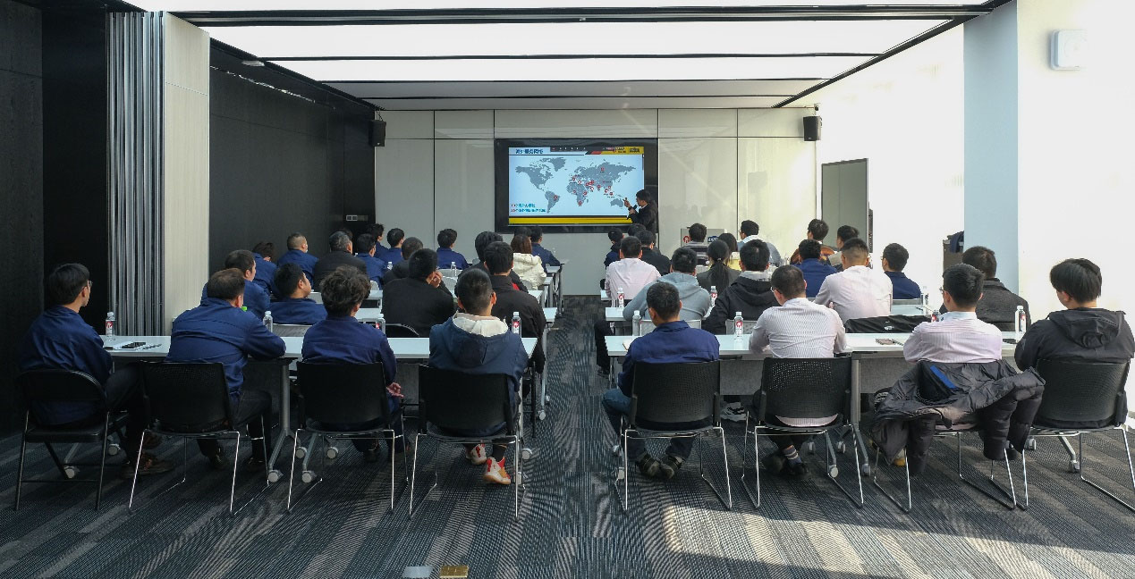 迈向未来 共同成长！威尼斯人娱乐城股份新员工入职培训圆满举行