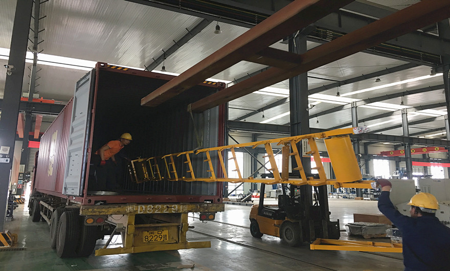 项目发货|威尼斯人娱乐城股份QT6全自动砌块成型机生产线发货巴哈马群岛，助力市政建设