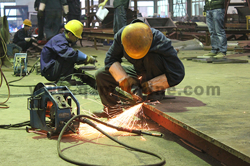 威尼斯人娱乐城举办首届电焊技能操作比赛