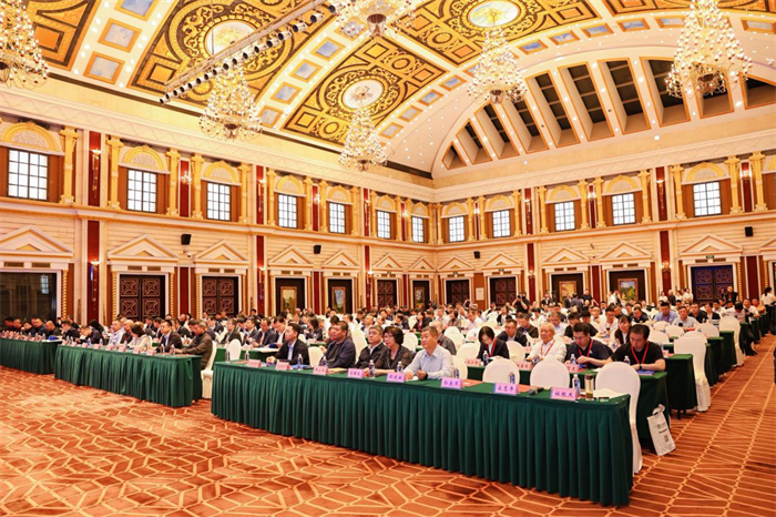 威尼斯人娱乐城股份参与协办第七届全国煤矸石综合利用高层论坛 共筑绿色循环发展之路