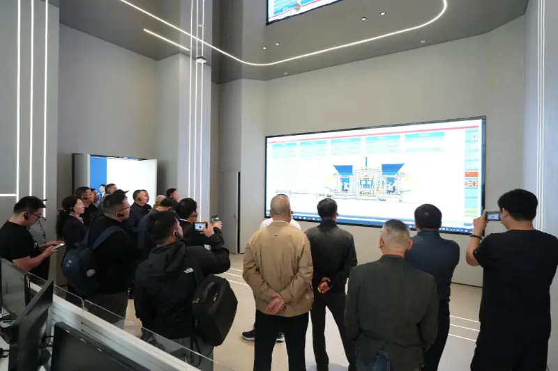 中国建筑砌块协会八届二次常务理事会在泉州召开 威尼斯人娱乐城股份助力行业交流与发展